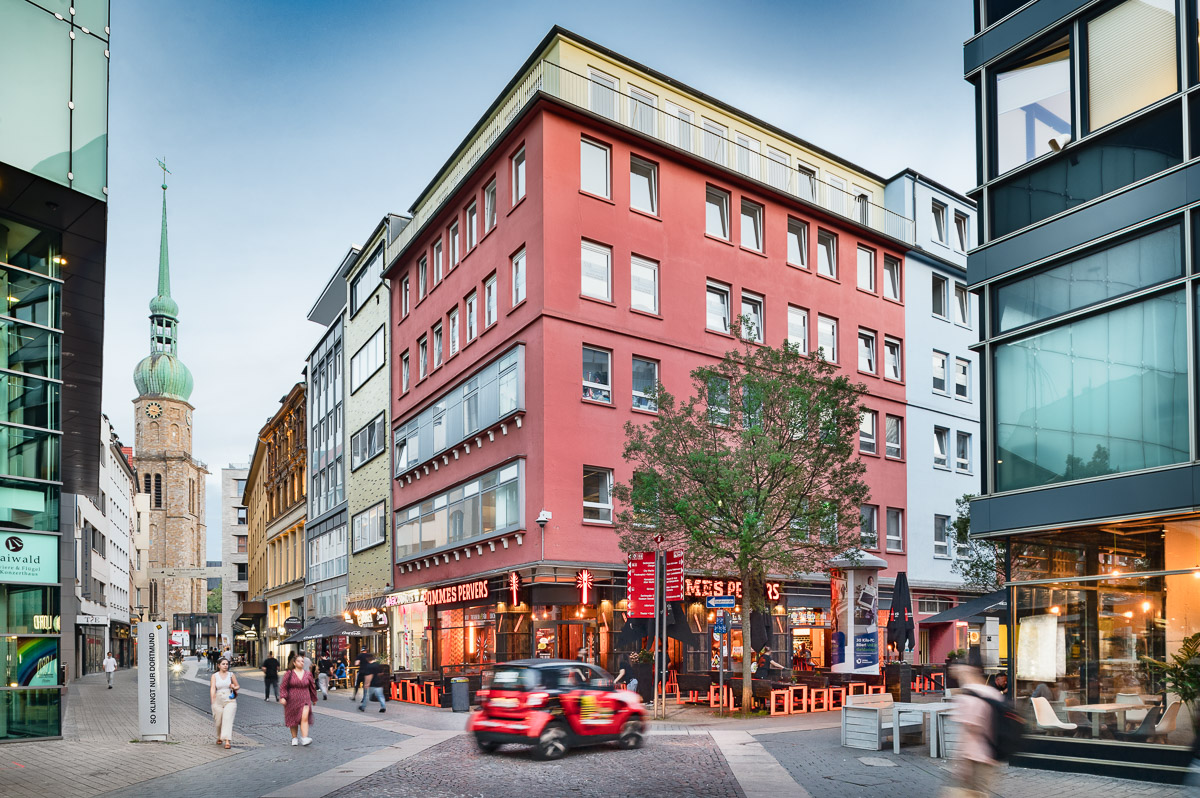 Direkt vom Eigentümer: Ladenlokal in beliebter Einkaufsstraße mit 64 m² - brueckstrasse-blick-reinoldi-lieferdienst-web