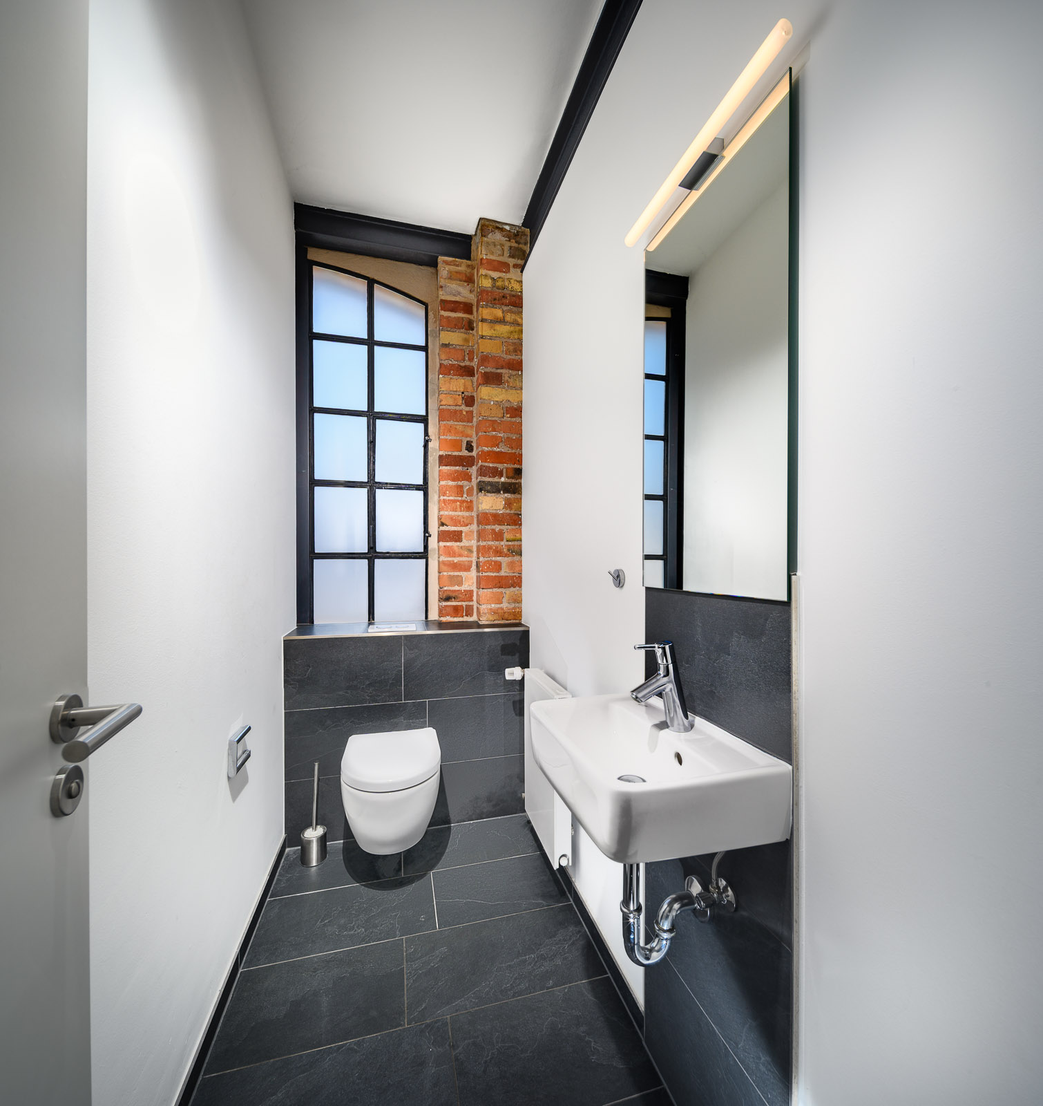 Direkt vom Eigentümer: traumhaft helles Loft mit Industriecharme - WC-Anlage