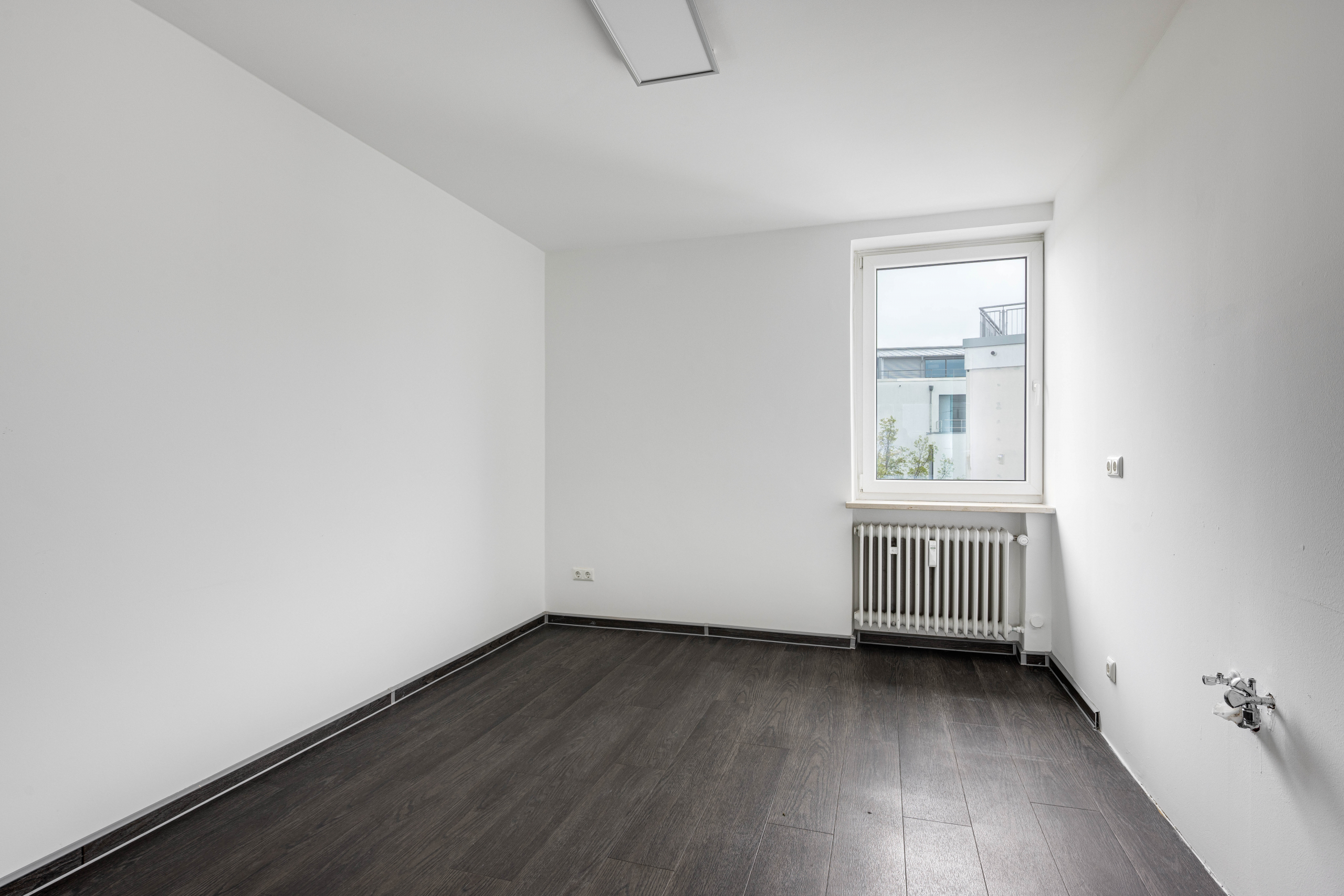 Direkt vom Eigentümer: lichtdurchflutete und attraktive Bürofläche in frequentierter Lage - 2025_05_05_Barmseestr_300dpi-6
