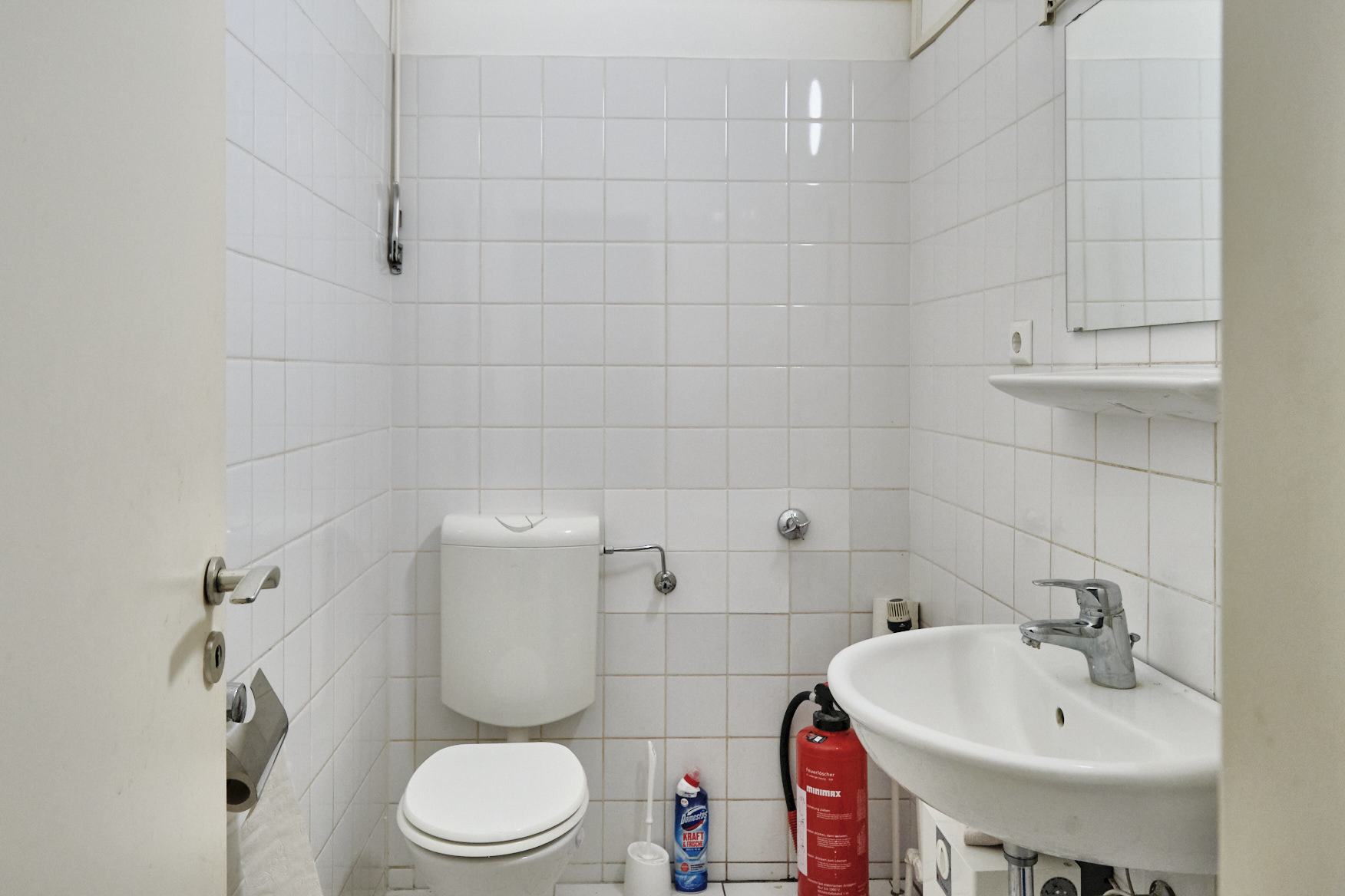 Direkt vom Eigentümer: attraktive, kleine Ladenfläche mit großer Wirkung - Laden Nr. 12, HS-Nr. 32 a_DSCF9654_2MP