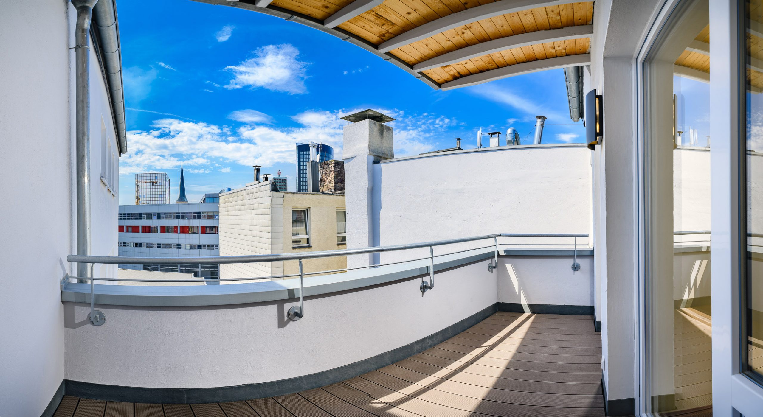 Attraktive sanierte 3-Zimmer-Wohnung mit Balkon und Einbauküche im Herzen von Dortmund! - Aussicht Balkon