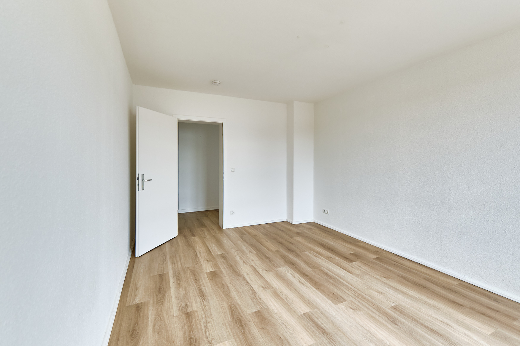 Direkt vom Eigentümer: Lichtdurchflutetes Zuhause mit Charme & Charakter - Schlafzimmer