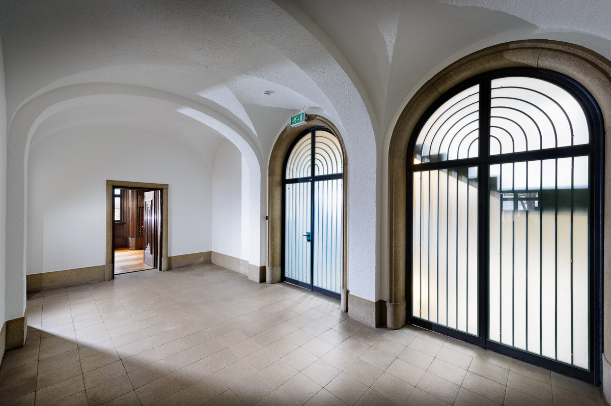 Direkt vom Eigentümer: Äußerst repräsentative Büroräume in denkmalgeschützter Fabrik - Foyer2